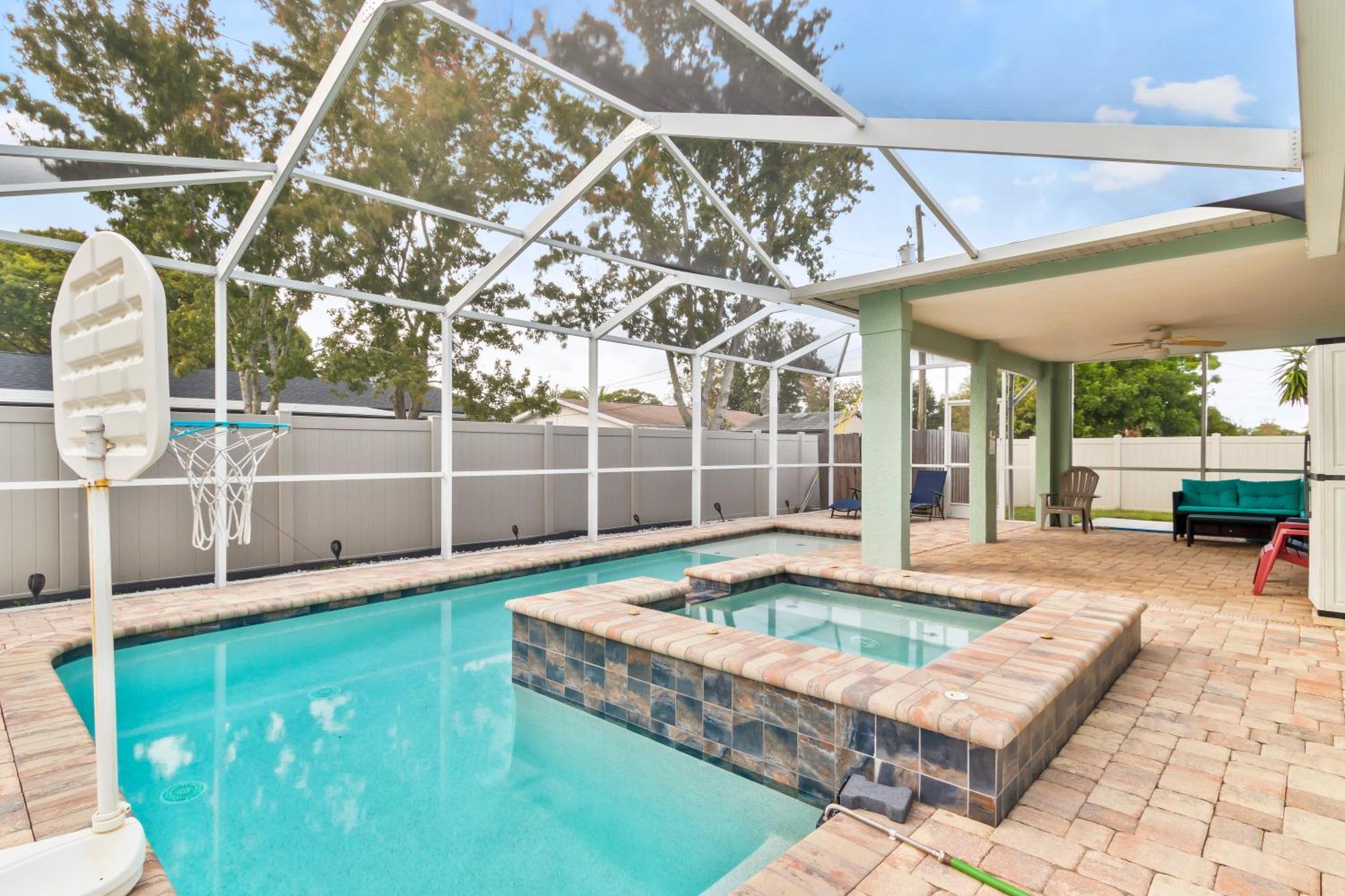 Saltylux16 Heated Saltwater Pool, Near Beach, Honeymoon Island, Farmer Market Clearwater Exterior photo